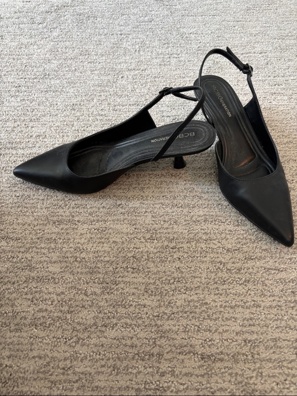 BCBGeneration Black Pointed Slingback Kitten Heels with back strap  8.5